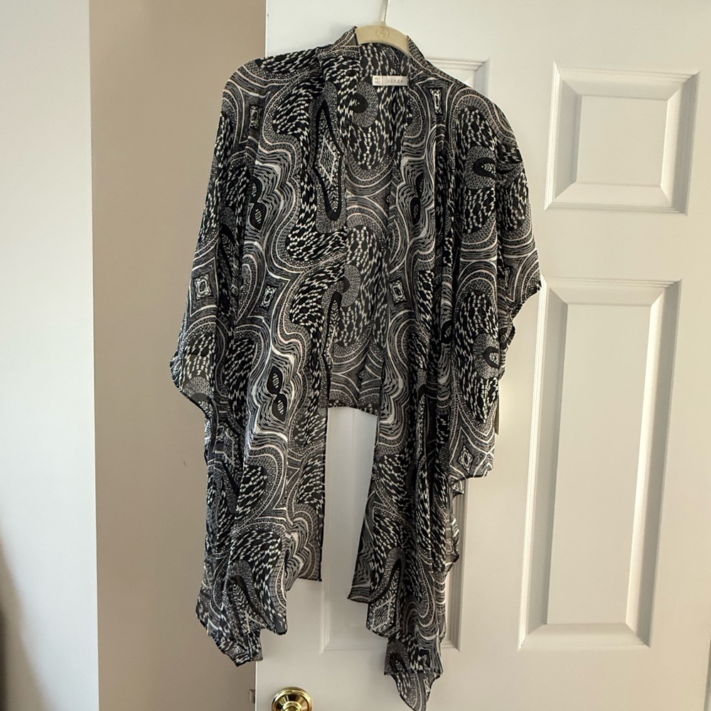 Elegant Black and Gray , Light Pink Patterned Shawl